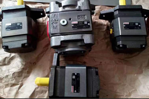 力士樂(lè)柱塞泵